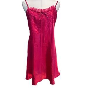 Ivy & Annabelle Intimates Red Mini Slip Dress Y2k Embroidery Lace Trim SZ SM